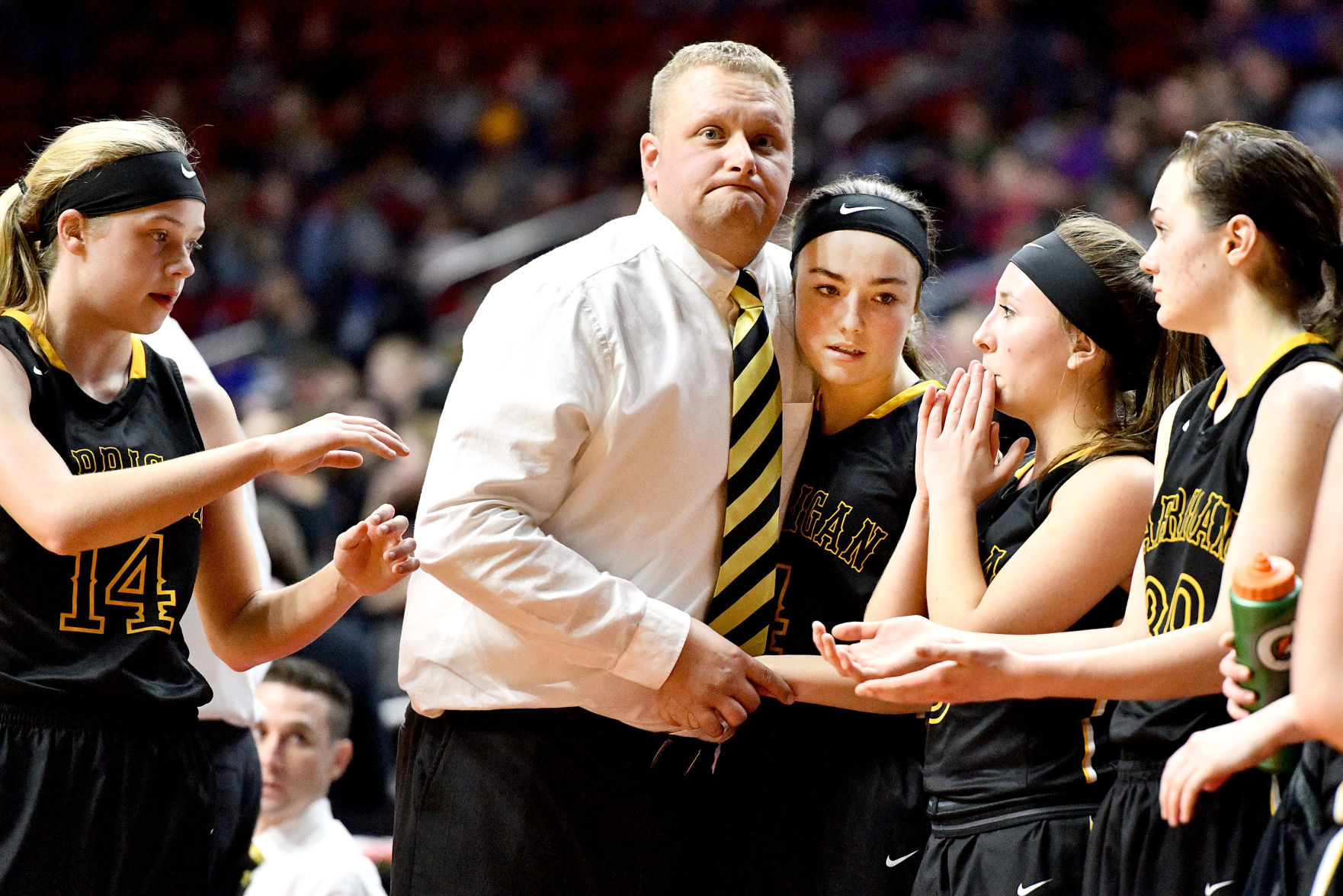 Bishop Garrigan vs Springville state basketball